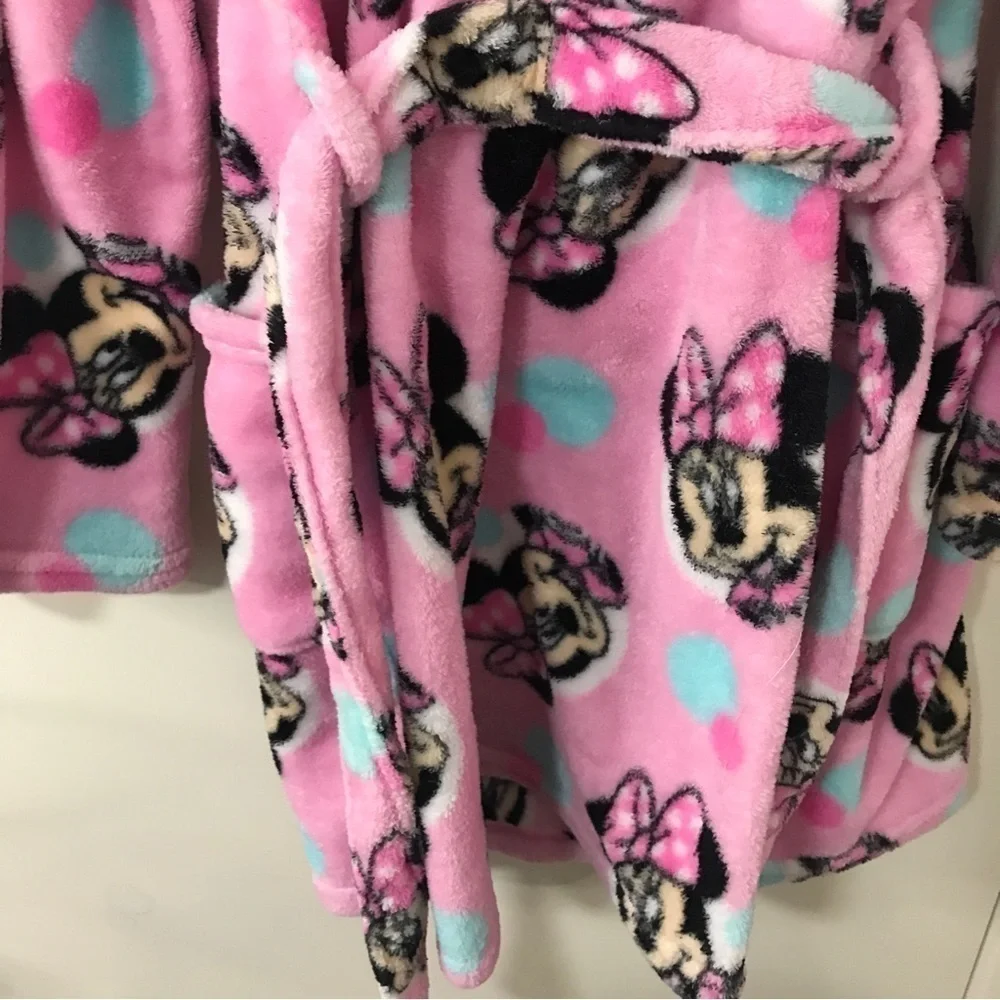 3/$15 Disney kids girls Minnie Mouse pink bathrobe size 8